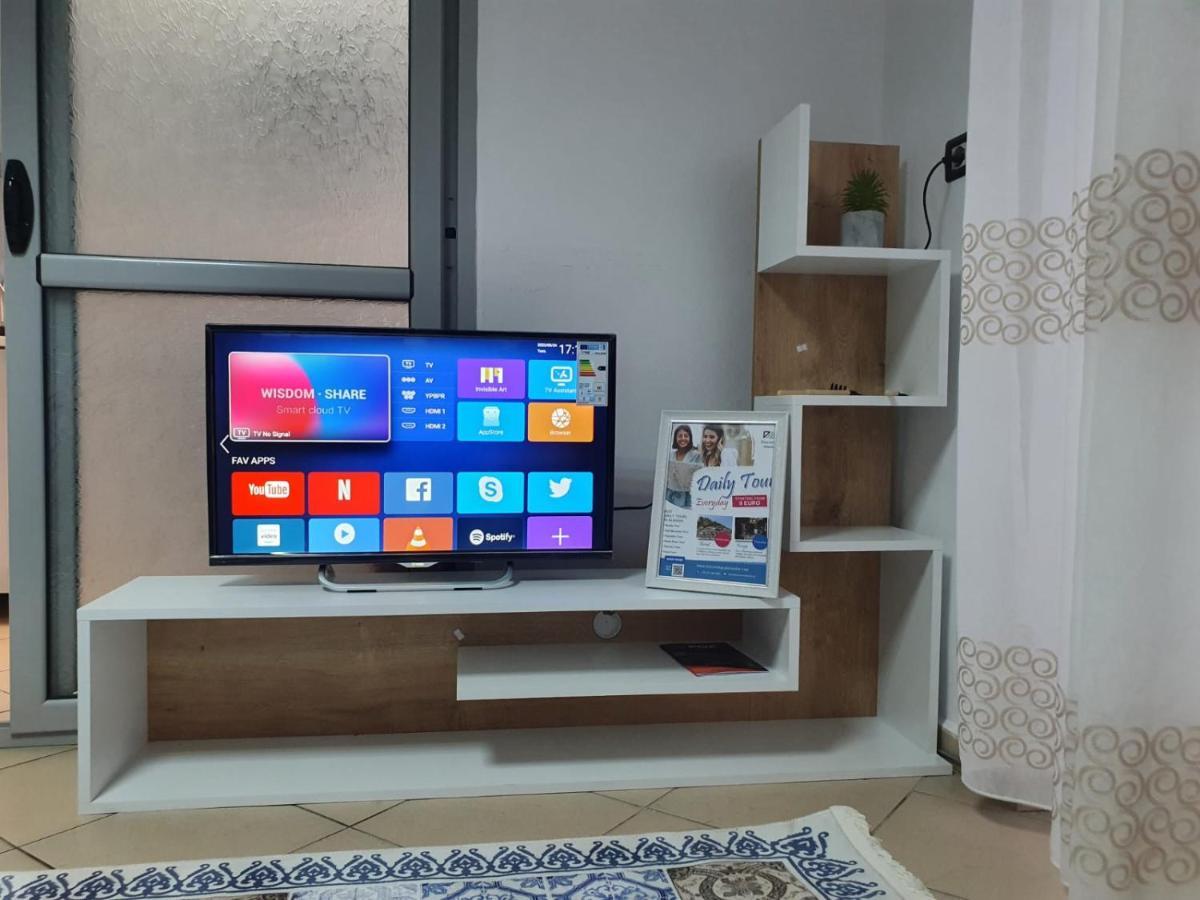 New# Bright Apartment-Tirana City Center المظهر الخارجي الصورة